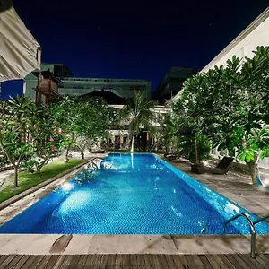 easy-surf-camp.ubudhotelsnow.com/